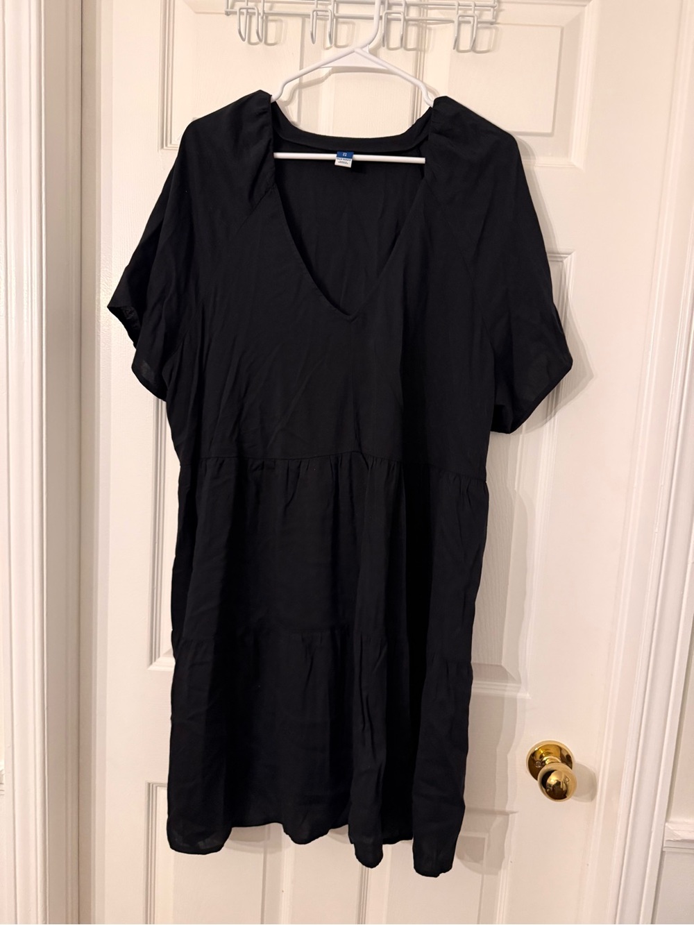 Old Navy Cotton Blend Black V-Neck Tiered Dress